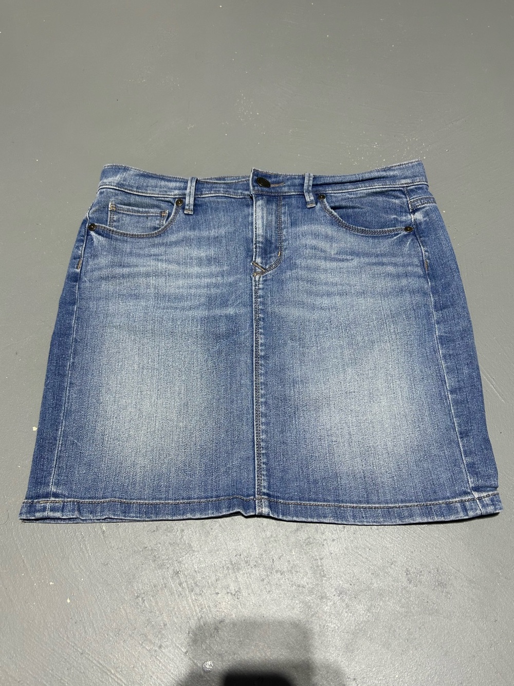 LOFT Blue Jean Denim Skirt (Women’s Size 4)